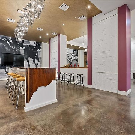 Appartement The Edge On 4Th By Airriva à Louisville-Jefferson County Extérieur photo