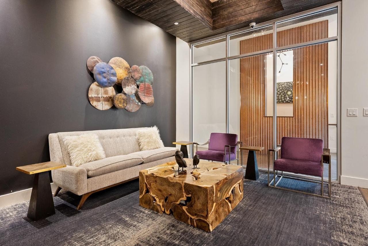Appartement The Edge On 4Th By Airriva à Louisville-Jefferson County Extérieur photo
