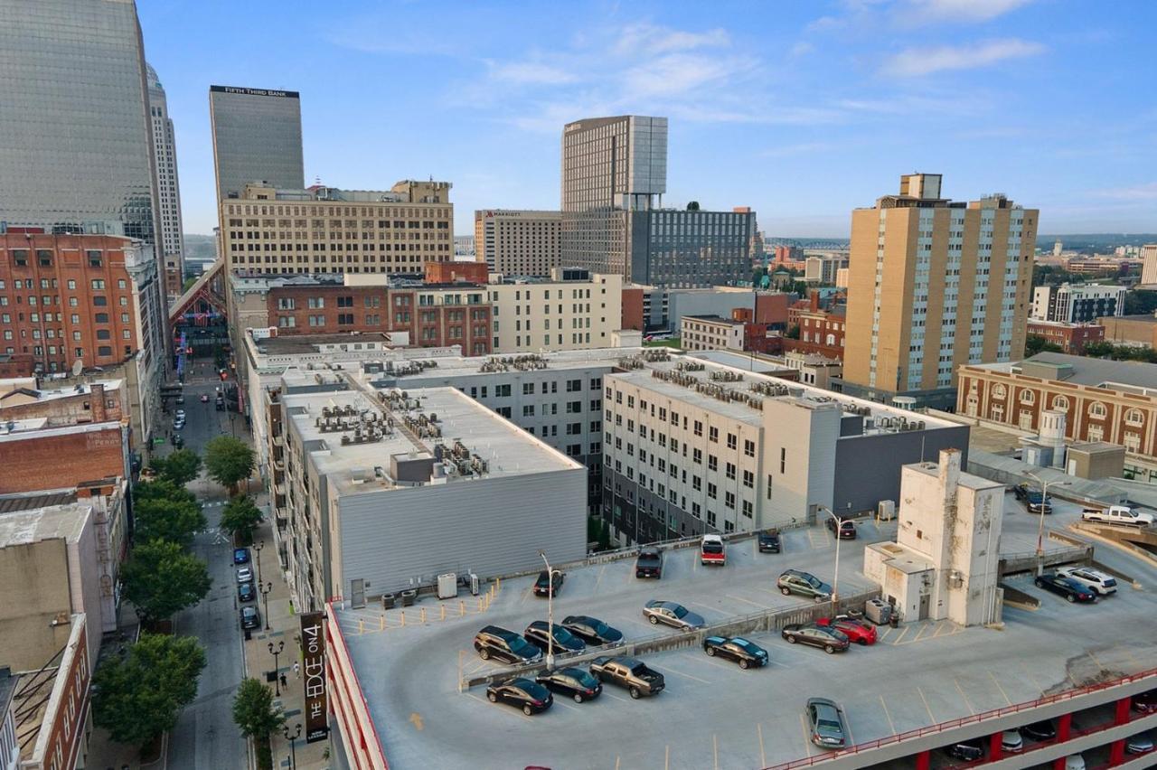 Appartement The Edge On 4Th By Airriva à Louisville-Jefferson County Extérieur photo