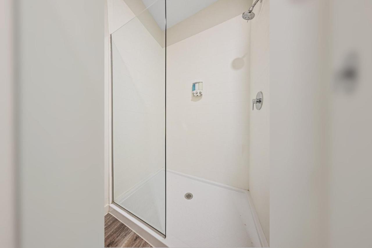 Appartement The Edge On 4Th By Airriva à Louisville-Jefferson County Extérieur photo