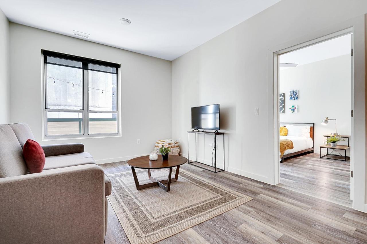 Appartement The Edge On 4Th By Airriva à Louisville-Jefferson County Extérieur photo